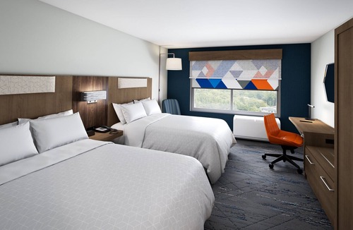 Ontario Hotel | Holiday Inn Express & Suites Mansfield – Ontario by IHG