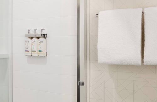 Mount Saint Joseph Hotel | Holiday Inn Express & Suites Hebron - Cincinnati Airport by IHG
