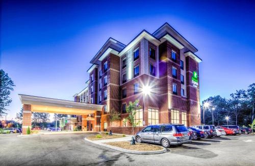 Westlake Hotel | Holiday Inn Express & Suites Cleveland/Westlake by IHG