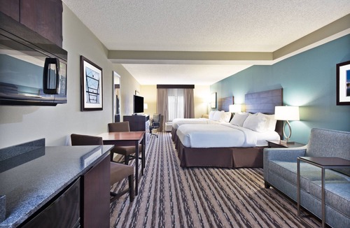 Middletown Hotel | Holiday Inn Harrisburg East by IHG