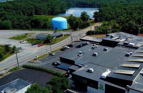 Dunmore Hotel | Holiday Inn Scranton East - Dunmore by IHG