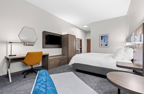 Washington Court House Hotel | Holiday Inn Express Washington Court House by IHG