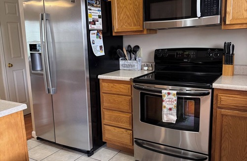 Dry Ridge House | Home away from Home- cleanest you’ll find!