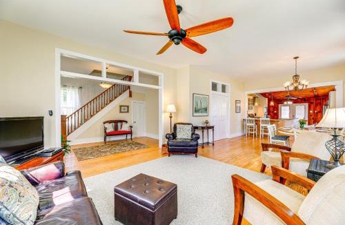 Willis Wharf House | Home with Fire Pit Less Than 1 Mi to Willis Wharf Boat Ramp!