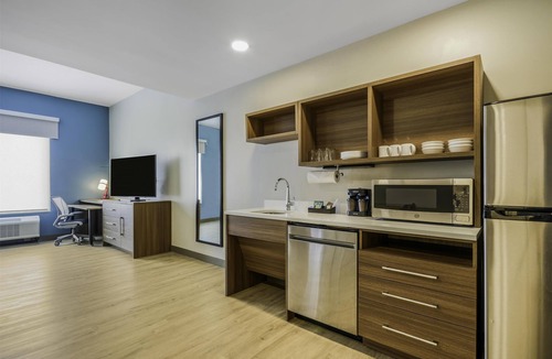 Oakley Hotel | Home2 Suites By Hilton Cincinnati Midtown Oakley
