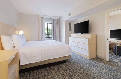 Parsippany Hotel | Homewood Suites by Hilton Parsippany-Troy Hills