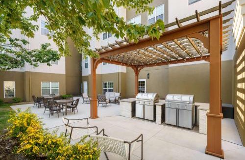 Erie Hotel | Homewood Suites by Hilton Erie