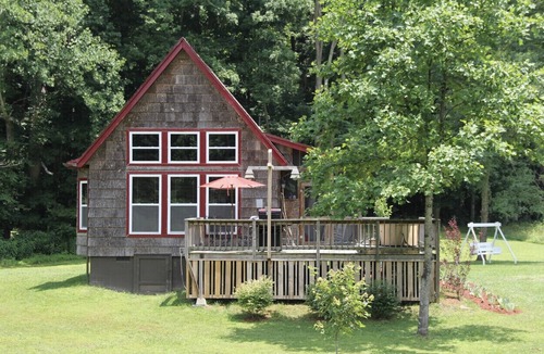 Southern Cabin | Hooting Hollow Cabin formely known as "Living Water Cabin"