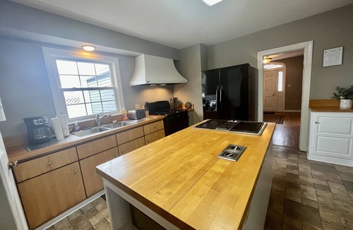 Halltown House | Hot Tub, Campfire Ring, Convenient Location, Large Groups!