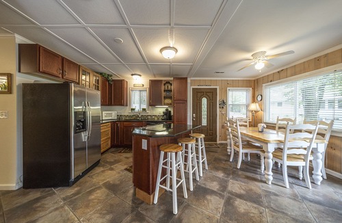 Smith Mountain Lake House | Hot tub, Dock, Fire Pit, Dog Friendly, Golf,