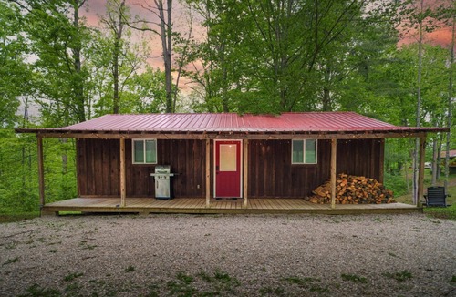 Wellington Cabin | Hot Tub -Mr Leader - Near RRG/Cave Run