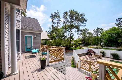North Shores House | House ∙ 1 bedroom ∙ 16 guests