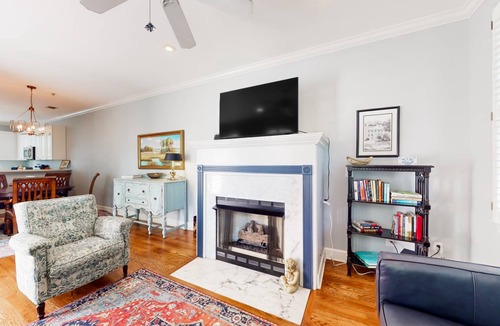 Harleston Village House | House ∙ 2 bedrooms ∙ 4 guests