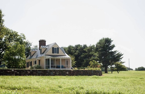 Orange House | House ∙ 2 bedrooms ∙ 4 guests