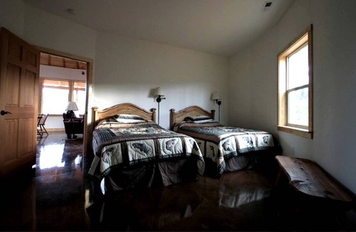 Haywood House | House ∙ 2 bedrooms ∙ 4 guests