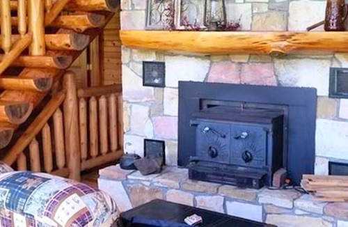 Emlenton House | House ∙ 3 bedrooms ∙ 12 guests