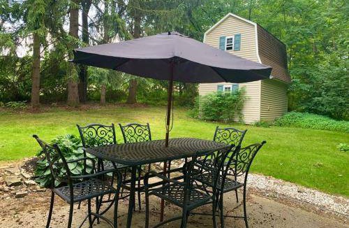 Akron House | House ∙ 3 bedrooms ∙ 8 guests
