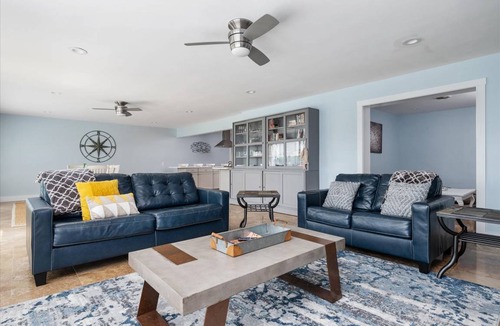 Tilghman House | House ∙ 4 bedrooms ∙ 8 guests