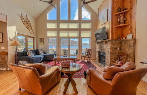 McHenry House | House ∙ 5 bedrooms ∙ 14 guests