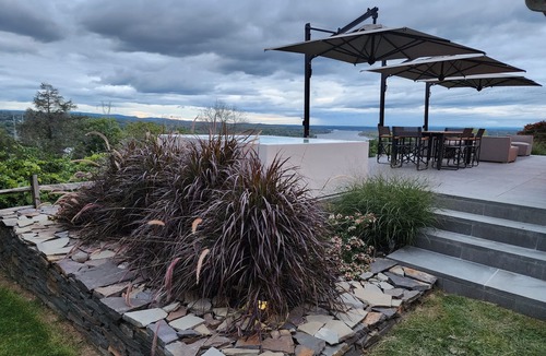 Hudson House | Hudson River/Catskill Mtn Views 2 Bdrm Contemporary, Hudson NY
