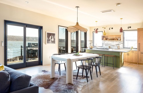 Malden House | Hudson River Way by Woodstock Way Hotel