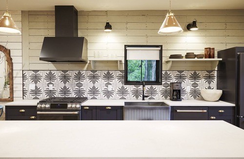 Malden House | Hudson River Way by Woodstock Way Hotel
