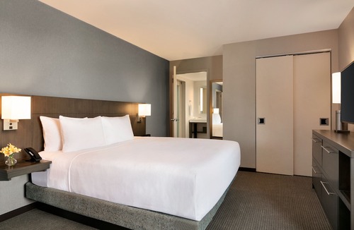 Fort Lee Hotel | Hyatt Place Fort Lee / George Washington Bridge