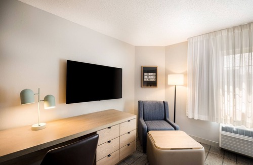 Exchange Place North Hotel | Ideal Location for Extended Stays in Jersey City, Full Kitchen, Pets are Welcome