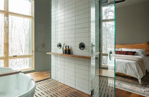South Bloomingville House | Idyll Reserve - Hocking Hills