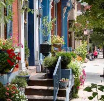 Ashfield Apartment | In The Heart Of Jim Thorpe (with your own parking)