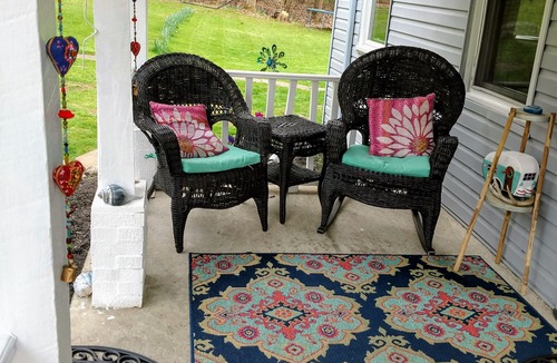 Ohiopyle House | In the ❤ of Ohiopyle. Central location, clean, charming. Large yard with firepit
