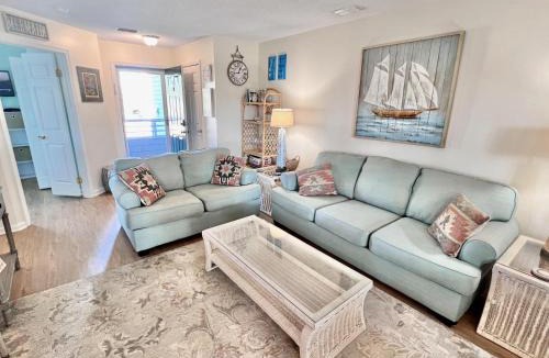 Manteo House | Just Another Day in Paradise