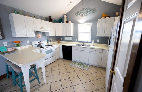 Kitty Hawk House | KH205- Oceanside Cottage w/Direct Beach Access & Great Views- Pet Friendly!