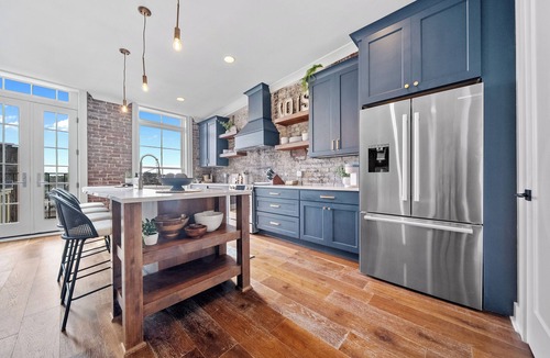 Downtown Knoxville Condo | Knoxtopia: BRAND-NEW Downtown Knoxville Condo in Historic Century Building