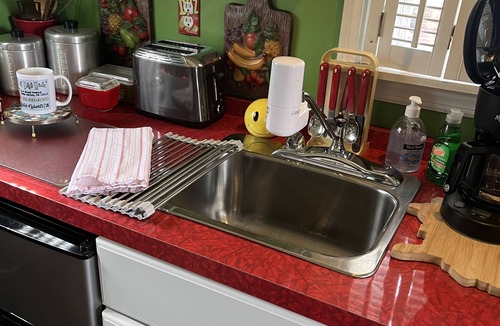 North Belle Vernon Cottage | Kool, Retro Chic is what comes to mind when describing this unique Hideaway!