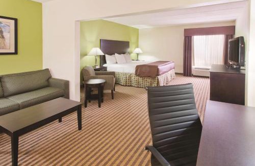 Grove City Hotel | La Quinta by Wyndham Columbus - Grove City