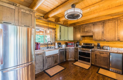 The Arbor Cabin | Lake Front Log Cabin with Double Decker Dock&Mtn. Views