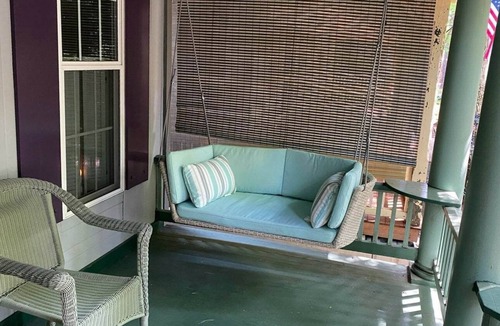 Mount Gretna Heights Cottage | Lake it Easy at Mount Gretna Cottage