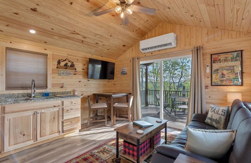 White County Cabin | Lake View Adventure Cabin at Bear Bluff Retreat
