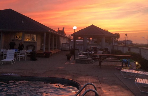 Port Clinton Condo | Lake View Relaxation - great location!