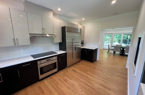 Ocean Township House | Lakefront 6-bedroom Entertainer's Dream with Pool in Allenhurst near Asbury Park