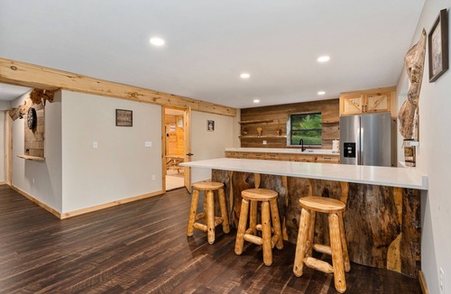 Highland Lake Cabin | Lakefront Lodge w/Pvt Dock, Sauna, GameRm, Pickle/Basketball Court, Firepit