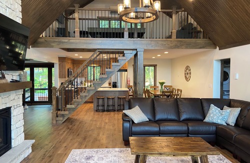 Rowland House | Lakefront Pocono Retreat w/Hot Tub & Game Loft in Masthope