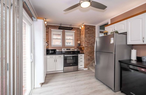 Lakeside Park House | Lakeside Landing – Modern & Chic 3BR Retreat