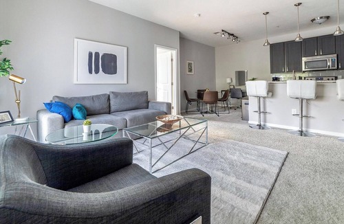 Northwest Columbus Apartment | Landing | Stylish 2BD, Gym