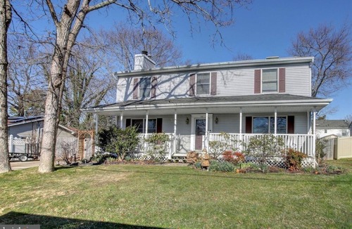 Ocean Acres House | LARGE 5 BEDROOM HOME MINUTES FROM LBI