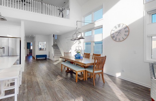 Montego Bay House | Large and Beautiful House 2 Blocks From Beach w/Shared Pool, Central AC, WiFi