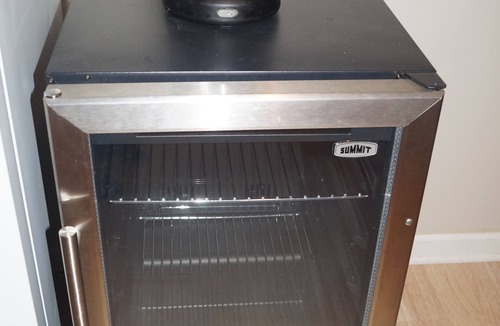 Ampere House | Large Comfortable Private Cozy 1BR steps from NYC!