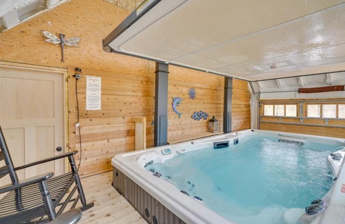 Delaware House | Large Family Home with Patios, Gas Grill and Fire Pit!