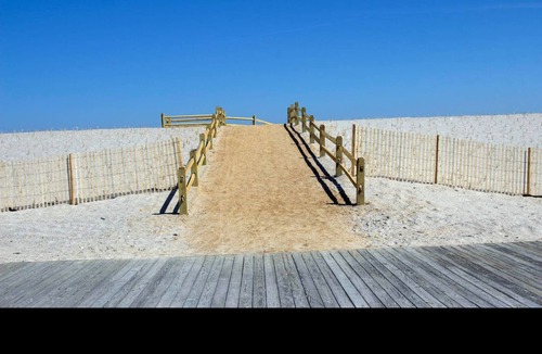 Ortley Beach House | Lavallette Home Steps from Beach! Sleeps 11, 4 BR 2 BA, Beach Tags included